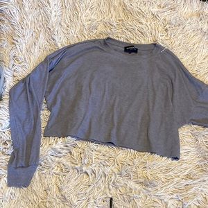 Women’s Kittenish cropped long sleeve size large
